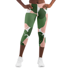 Load image into Gallery viewer, Pretty Muted Camo Print Active Capri