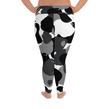 Load image into Gallery viewer, Gray Day Camo Print - Curvy Size Leggings