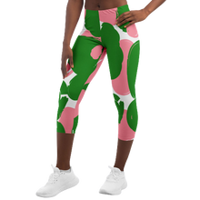 Load image into Gallery viewer, Pretty Camo 2 Print Active Capri
